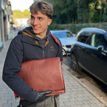 Load image into Gallery viewer, Chestnut Messenger Italian Leather Bag
