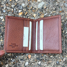 Load image into Gallery viewer, Tan Italian Leather Credit Card Holder (open)
