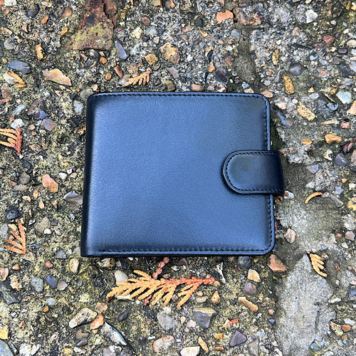 Gents Leather Wallet with Tab & Zip Pocket By Black (closed)