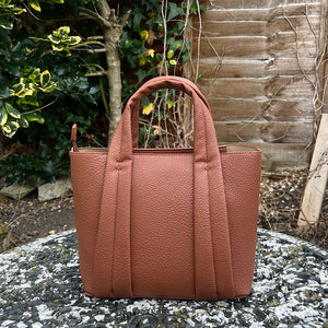 Cognac Marshmallow 'Amelia' Grab Bag (back)