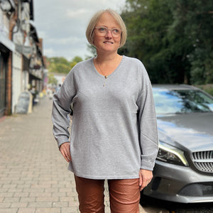 Basic Fine Knit Round Neck with Silver Tread Top | Grey