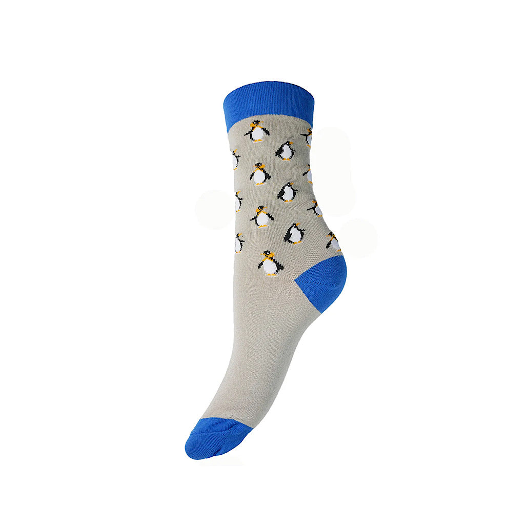 Luxurious Ladies Bamboo Socks | Penguin