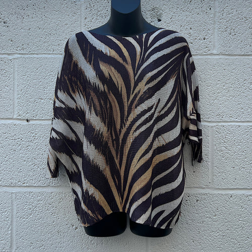 Tiger Print Fine Knit Top