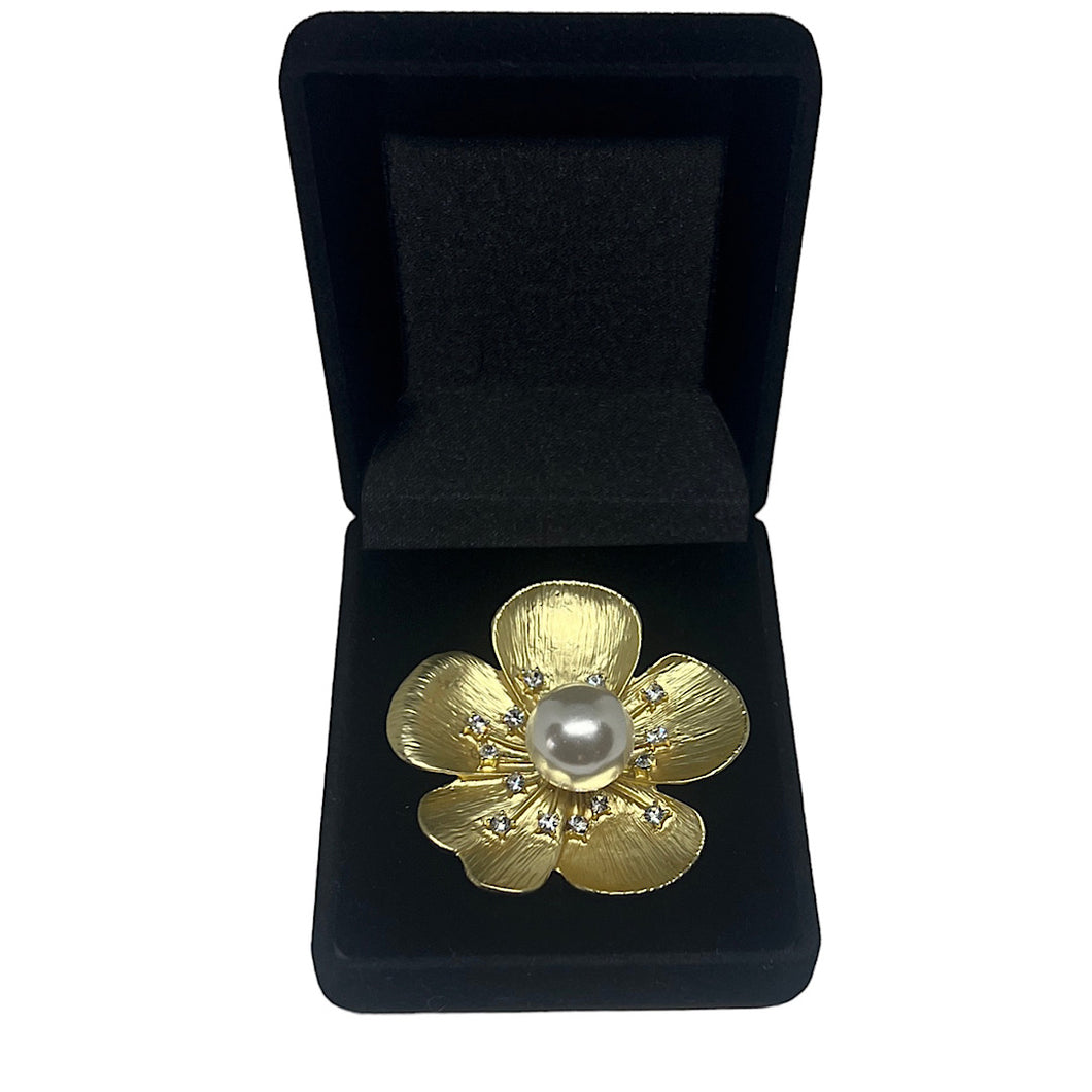 Gold Flower with Pearl & Crystal Detail Brooch/Necklace