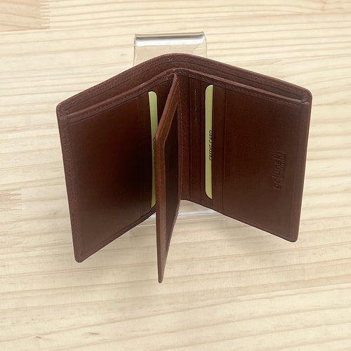 Gents Tan Small Leather Wallet by Oak (open)