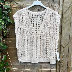 Stone Notch Neck Crochet Tank Top