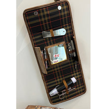 Load image into Gallery viewer, Gents 8 Piece Grooming Set (open)
