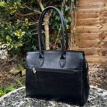 Load image into Gallery viewer, Black &#39;Giorgia&#39; Italian Leather Shoulder Bag (back)
