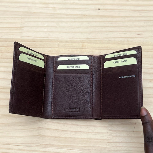 Gents Brown Leather Tri-Fold Wallet by Oak (open)