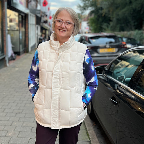 Lightweight Cream Geometric Padded Gilet