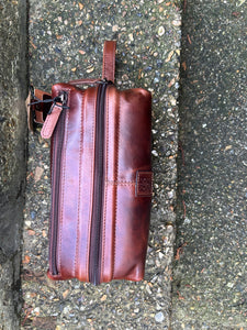 Gents Natural Waxed Leather Wash Bag (top view)