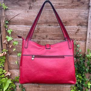 Stylish 'Valentina' Italian Leather Shoulder Bag | Red