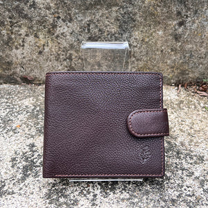 Gents Brown Leather RFID Wallet with Tab By ‘Oak’ | 4 Card Slots (closed)