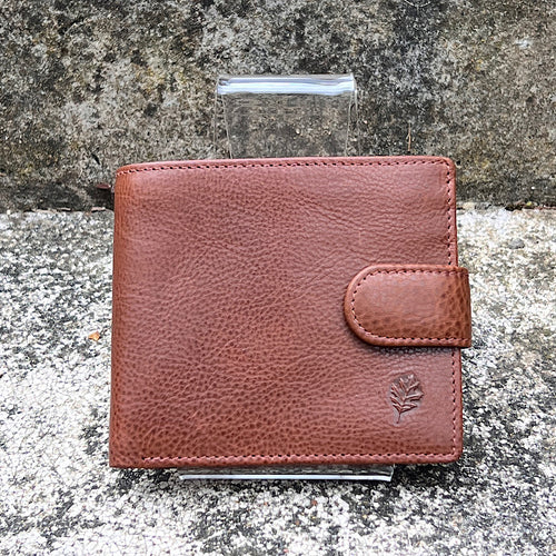 Gents Tan Leather Wallet with Tab By 'Oak' | 4 Card Slots (closed)