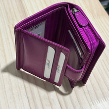 Load image into Gallery viewer, Bestseller Medium Leather RFID Purse | Orchid
